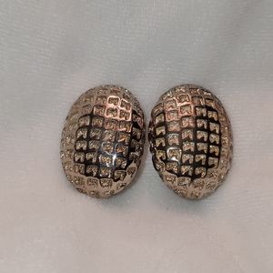 Oval shaped clip-on earrings